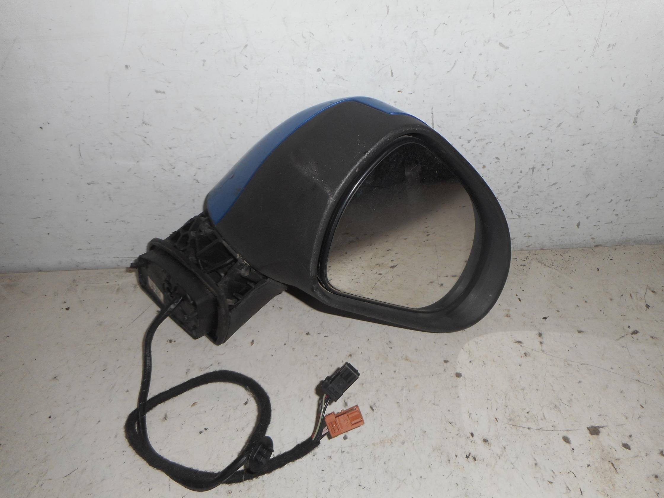 Retrovisore est. regolaz. elettr. dx.